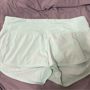 Lululemon Athletica Green Athletic Shorts Lightweight Moisture-Wicking